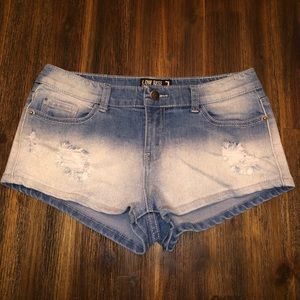 Ombré low rise jean shorts!